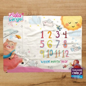 پارچه ماهگرد نوزاد مخصوص عکاسی ماه به ماه و یا هفته به هفته از نوزاد دلبند شماست، یک سال ابتدایی زندگی شیرین نوزاد تکرار نشدنی است، شما مادر و پدر گرامی می توانید با قرار دادن دلبند خود بر روی این پارچه ماهگرد خاطرات زیبا و به یاد ماندنی را ثبت کنید. جنس پارچه ماهگرد نوزاد از مخمل درجه یک می باشد، قابل شستشو بوده و حتی بعد از شستشو تحت هیچ شرایطی رنگ پارچه کمرنگ نخواهد شد، ابعاد استاندارد پارچه ماهگرد نوزاد لالاآنجل 100*140 سانتی متر می باشد تا فضای کافی برای چیدن المانهایی چون عروسک یا اسباب بازی در کنار نوزاد برای بهتر شدن عکس وجود داشته باشد. تنوع طرح های پارچه ماهگرد نوزادی لالاآنجل بیش از 100 طرح می باشد توجه داشته باشید که می توانید این محصول را در کنار یک محصول تکمیلی دیگر که در پایین صفحه و در بخش (محصولات مرتبط) آورده شده است استفاده نمایید (انتخاب با شماست).